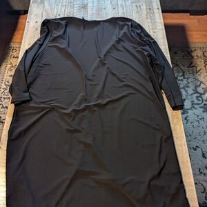 Attitudes by Renee Black V-Neck Top